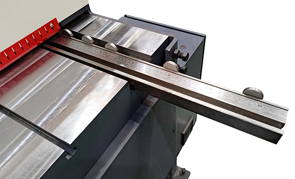 前直角臂規(guī)